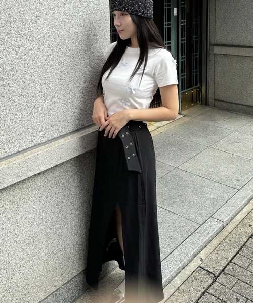 madrepadre(マドレパドレ)の「リボンデザインショート丈半袖Tシャツ(Tシャツ/カットソー・レディース・グレー/ブラック/ホワイト・LARGE)」の4枚目の写真
