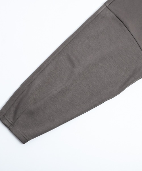 SUGAR BISKET（シュガービスケット）の「ダブルジップパーカー（パーカー・レディース・ブラック/オートミール/チャコール・フリー）」の5枚目の写真