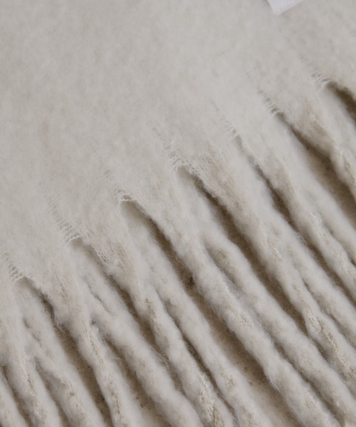 CIAOPANIC TYPY（チャオパニックティピー）の「【静電気防止】太フリンジマフラー（マフラー・レディース・オフホワイト/ブルー/イエロー/ライトグレー系・ONE SIZE）」の11枚目の写真