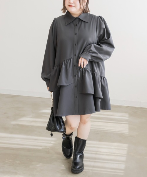 CLETTE(クレット)の「アシメティアード長袖シャツチュニック(チュニック・レディース・アイボリー/ブルー/チャコールグレー・LL/3L/4L)」の3枚目の写真