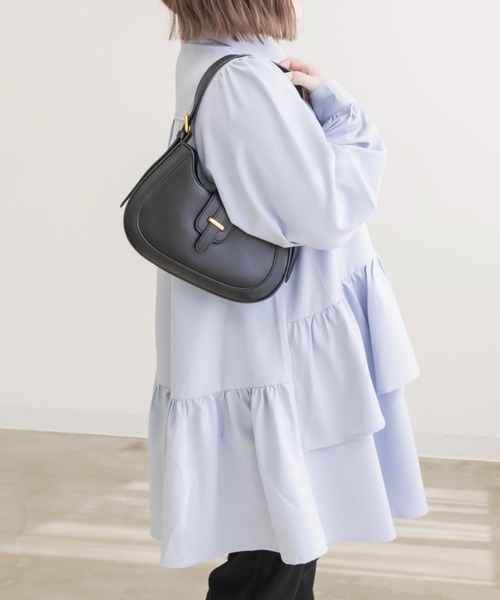 CLETTE(クレット)の「アシメティアード長袖シャツチュニック(チュニック・レディース・アイボリー/ブルー/チャコールグレー・LL/3L/4L)」の17枚目の写真