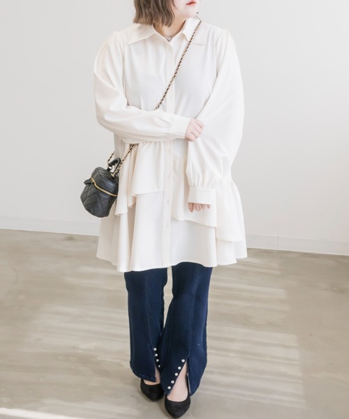 CLETTE(クレット)の「アシメティアード長袖シャツチュニック(チュニック・レディース・アイボリー/ブルー/チャコールグレー・LL/3L/4L)」の5枚目の写真