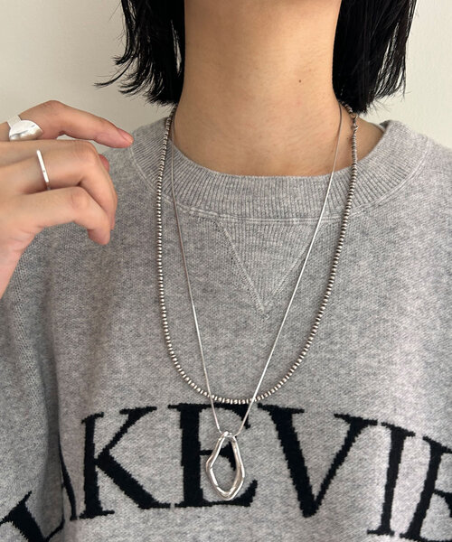 SHENERY（シーナリー）の「ニュアンスネックレス（ネックレス・レディース・シルバー/ゴールド・FREE）」の5枚目の写真