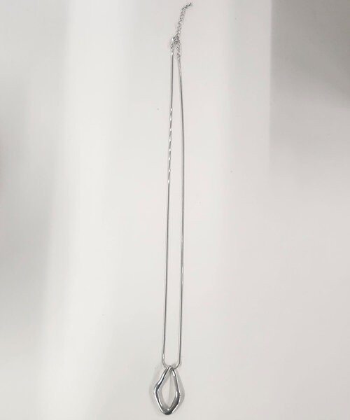 SHENERY（シーナリー）の「ニュアンスネックレス（ネックレス・レディース・シルバー/ゴールド・FREE）」の6枚目の写真