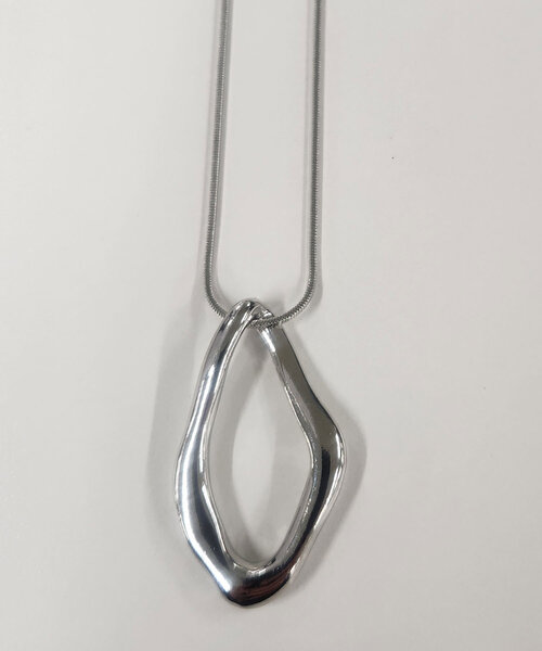 SHENERY（シーナリー）の「ニュアンスネックレス（ネックレス・レディース・シルバー/ゴールド・FREE）」の7枚目の写真