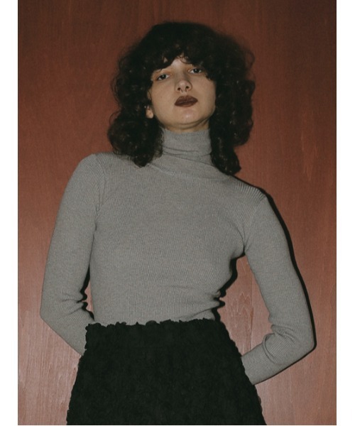 AMAIL(アマイル)の「Fashionable standard knit(ニット/セーター・レディース・アイボリー/ブラック/グレー/ブルー/レッド・FREE)」の3枚目の写真