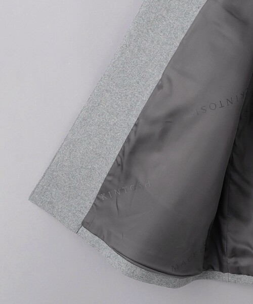 Mackintosh(マッキントッシュ)の「【別注】<MACKINTOSH>HUMBIE ノーカラー コート(ノーカラーコート・レディース・ライトグレー・4/6)」の15枚目の写真