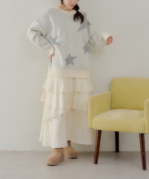 APPORTE PAR LES MARCHES(アポルテパーレマルシェ)の「星柄ジャガードニット(ニット/セーター・レディース・ボルドー/チャコール/アイボリー・FREE)」の4枚目の写真