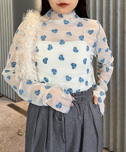 HELLO.SANFRANCISCO(ハローサンフランシスコ)の「【HELLO.SANFRANCISCO】ハートフロッキープリントシアータートル(Tシャツ/カットソー・レディース・ホワイト/ベージュ/オレンジ・ONE SIZE)」の16枚目の写真