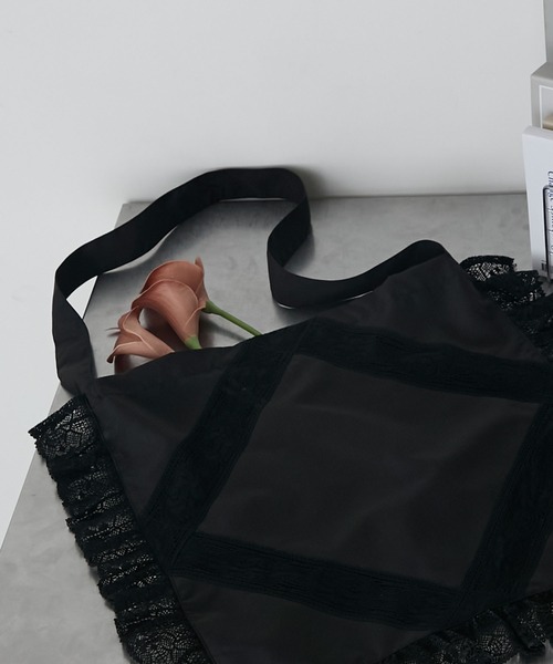 forksy.(フォルクシー)の「【forksy.】レースピローデザイン ビッグショルダートートバッグ(トートバッグ・レディース・オフホワイト/ブラック・FREE)」の17枚目の写真