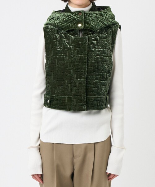 MURRAL（ミューラル）の「【MURRAL/ミューラル】Symbolic embroidery velvet sleeveless jacket/ベルベットベスト（ベスト・レディース・グリーン・FREE）」の5枚目の写真