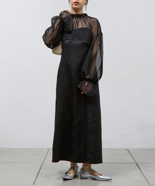 COLONY 2139（コロニートゥーワンスリーナイン）の「Tストラップフラットシューズ（パンプス・レディース・ブラック/シルバー/ホワイト・MEDIUM/LARGE）」の22枚目の写真