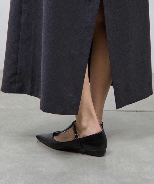 COLONY 2139（コロニートゥーワンスリーナイン）の「Tストラップフラットシューズ（パンプス・レディース・ブラック/シルバー/ホワイト・MEDIUM/LARGE）」の12枚目の写真