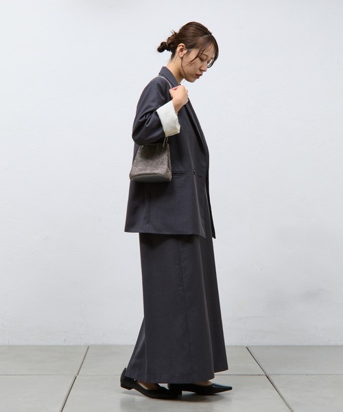 COLONY 2139（コロニートゥーワンスリーナイン）の「Tストラップフラットシューズ（パンプス・レディース・ブラック/シルバー/ホワイト・MEDIUM/LARGE）」の14枚目の写真