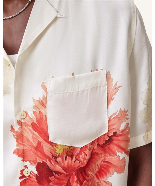ALLSAINTS（オールセインツ）の「FLEUR RELAXED FIT FLORAL SHIRT | FLEUR リラックス フィット フローラル シャツ（シャツ/ブラウス・メンズ・ホワイト・XS/M/L/S）」の7枚目の写真
