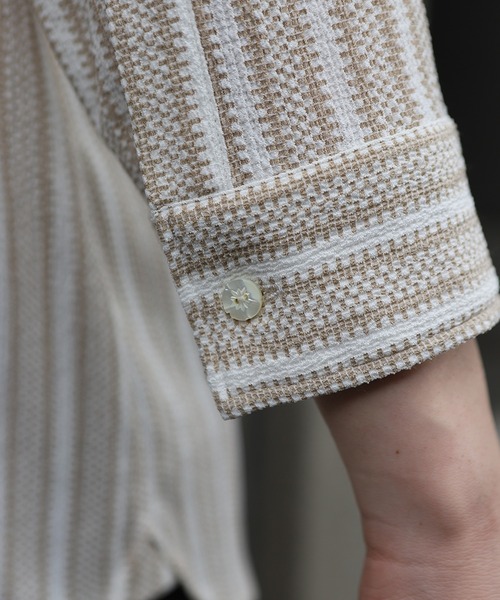 MEN'S BIGI(メンズビギ)の「ドビーストライププルオーバーシャツ(シャツ/ブラウス・メンズ・ピンク/ベージュ/イエロー・03/02/01)」の9枚目の写真