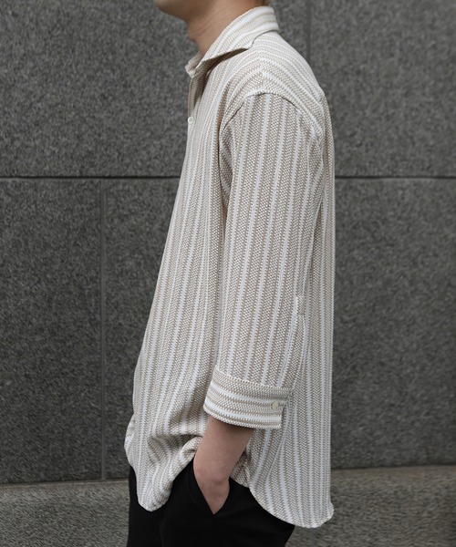 MEN'S BIGI(メンズビギ)の「ドビーストライププルオーバーシャツ(シャツ/ブラウス・メンズ・ピンク/ベージュ/イエロー・03/02/01)」の4枚目の写真