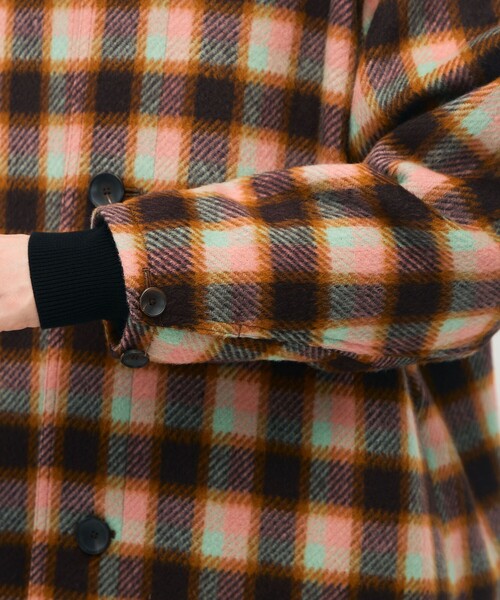 caban（キャバン）の「CABaN モヘヤシャギーチェック スタンドカラーコート（その他アウター・メンズ・ピンク系その他2/イエロー系その他2・S/M）」の8枚目の写真