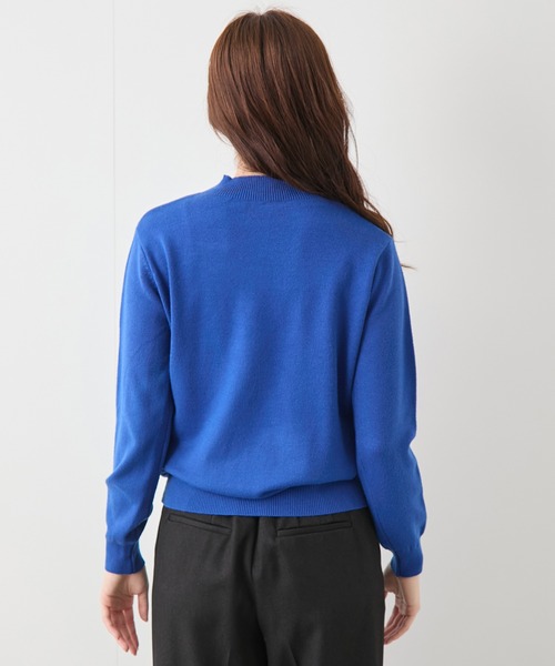 Jayro（ジャイロ）の「ふわもちハイネックニットプルオーバー（Tシャツ/カットソー・レディース・ブラック/グレー/ブルー/ベージュ/オレンジ・FREE）」の15枚目の写真