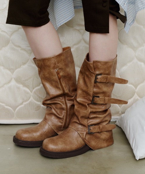 DTYYPE（ドタイプ）の「バックルカバーロングブーツ（ブーツ・レディース・ブラック/ブラウン/キャメル・X-LARGE/LARGE/MEDIUM/SMALL）」の18枚目の写真