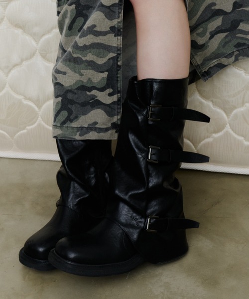 DTYYPE（ドタイプ）の「バックルカバーロングブーツ（ブーツ・レディース・ブラック/ブラウン/キャメル・X-LARGE/LARGE/MEDIUM/SMALL）」の22枚目の写真