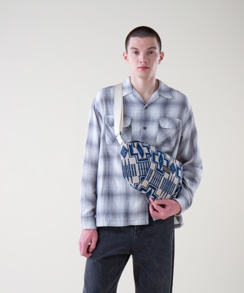 PENDLETON（ペンドルトン）の「ゴブランウェストバッグ（ボディバッグ/ウエストポーチ・メンズ・ブラック系その他2/ホワイト系その他2・FREE）」の7枚目の写真