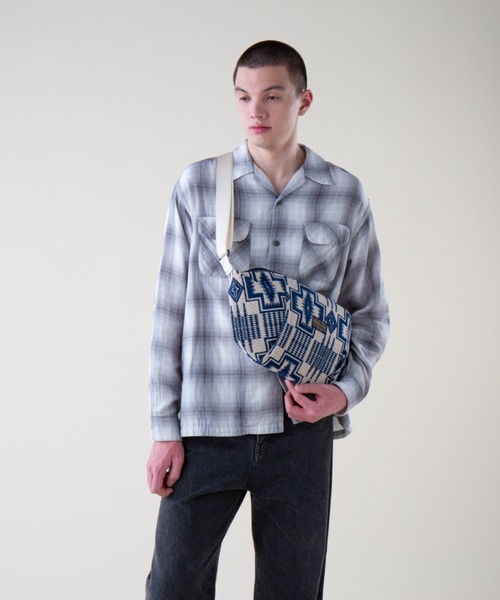 PENDLETON（ペンドルトン）の「ゴブランウェストバッグ（ボディバッグ/ウエストポーチ・メンズ・ブラック系その他2/ホワイト系その他2・FREE）」の8枚目の写真