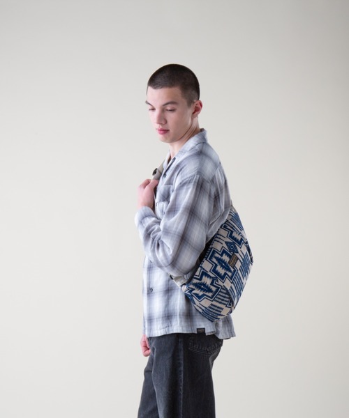 PENDLETON（ペンドルトン）の「ゴブランウェストバッグ（ボディバッグ/ウエストポーチ・メンズ・ブラック系その他2/ホワイト系その他2・FREE）」の10枚目の写真