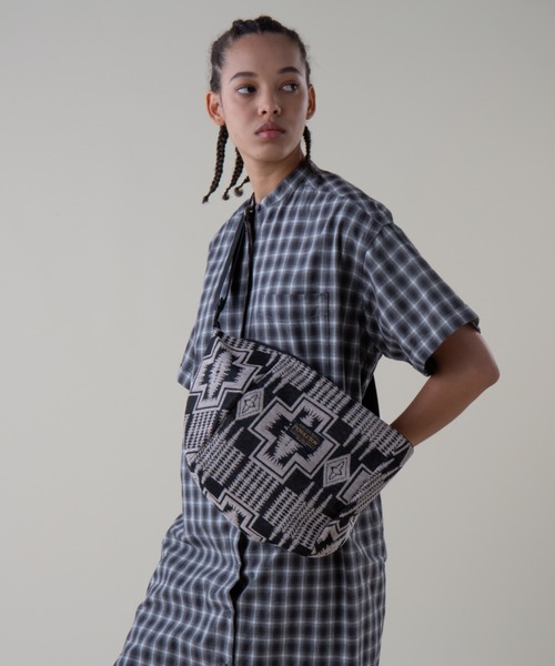 PENDLETON（ペンドルトン）の「ゴブランウェストバッグ（ボディバッグ/ウエストポーチ・メンズ・ブラック系その他2/ホワイト系その他2・FREE）」の21枚目の写真