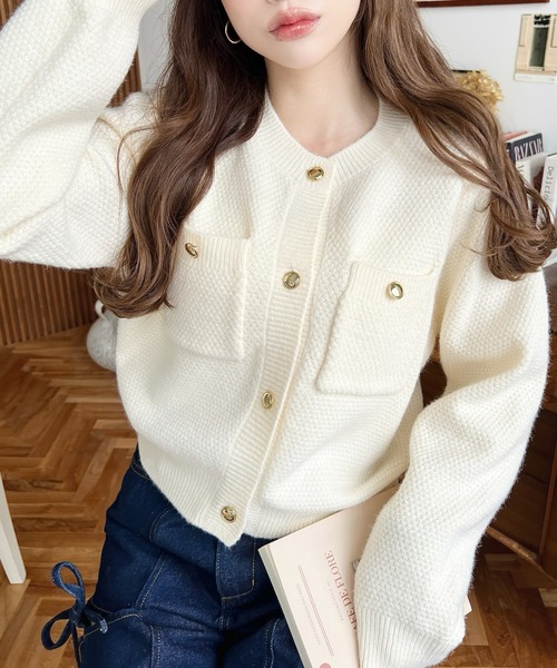 moment+(モーメントプラス)の「Wポケット金ボタンニットカーディガン(カーディガン/ボレロ・レディース・レッド/チャコールグレー/ブラック/アイボリー・L/M)」の22枚目の写真