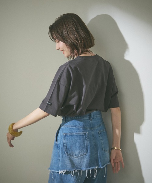 NUNIFE（ユニフィー）の「【NUNIFE/WEB限定】箔プリントBIGT（Tシャツ/カットソー・レディース・アイボリー/スミクロ/オフホワイト・FREE/SMALL/MEDIUM）」の22枚目の写真