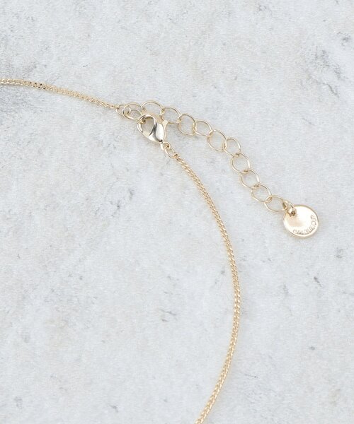 OPAQUE.CLIP（オペークドットクリップ）の「メタルビジューリングネックレス（ネックレス・レディース・シルバー/ゴールド・00）」の6枚目の写真