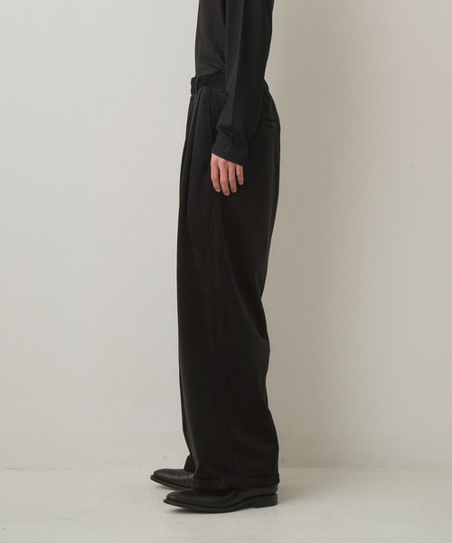 セール】LUSTROUS CORDUROY WIDE PANTS（スラックス）｜Juha（ユハ）の