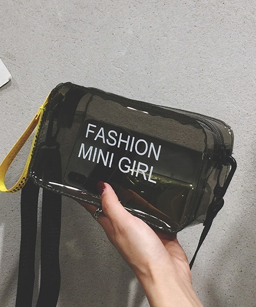 c.u.l（シーユーエル）の「クリアバッグ レタリングデザイン ショルダーバッグ cula1122（ショルダーバッグ・レディース・ピンク/ホワイト/オレンジ/パープル/イエロー/ブルー/ブラック・FREE）」の8枚目の写真