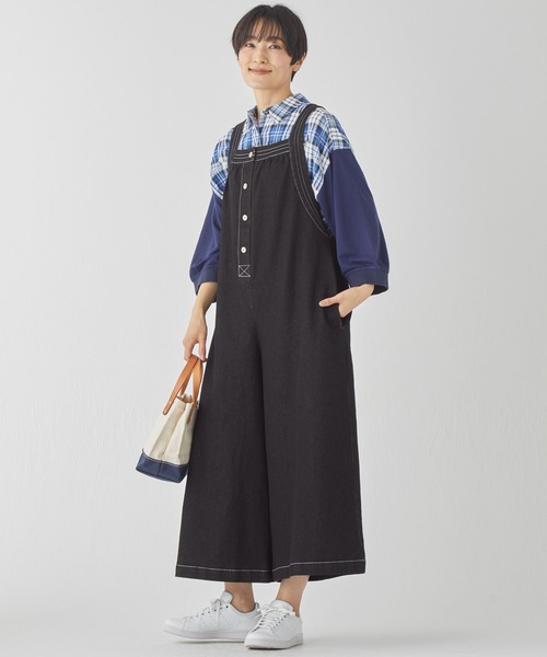 KRIFF MAYER Lady's Collection（クリフメイヤーレディースコレクション）の「【着脱簡単】デニムフレアサロペット（サロペット/オーバーオール・レディース・ライトブルー/ブラック/ストライプ/ネイビー/ダークブルー・LARGE/MEDIUM）」の7枚目の写真
