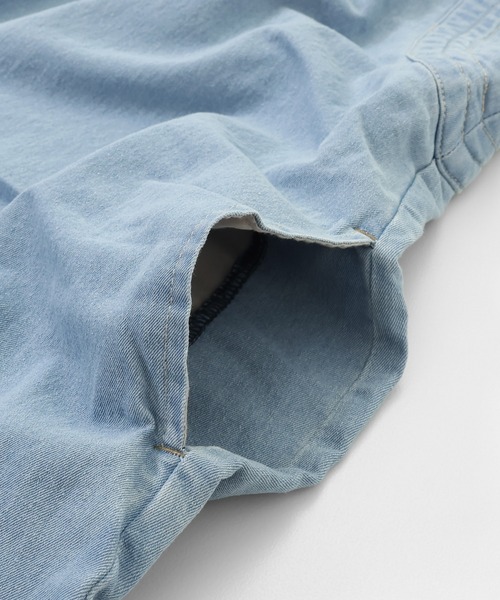 KRIFF MAYER Lady's Collection（クリフメイヤーレディースコレクション）の「【着脱簡単】デニムフレアサロペット（サロペット/オーバーオール・レディース・ライトブルー/ブラック/ストライプ/ネイビー/ダークブルー・LARGE/MEDIUM）」の19枚目の写真