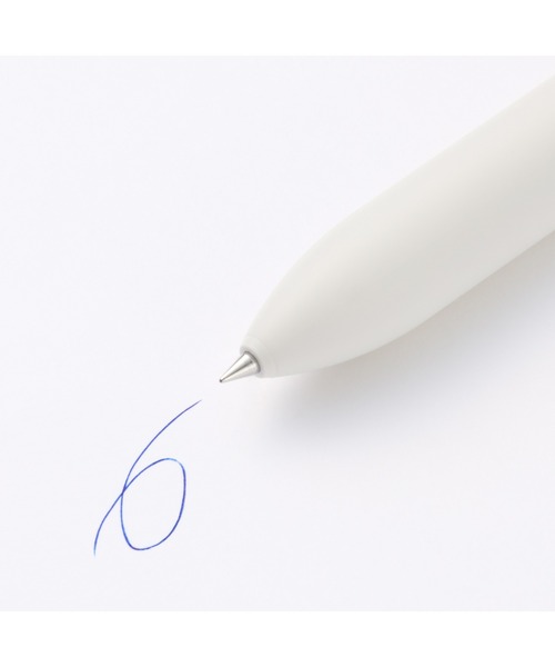 無印良品（ムジルシリョウヒン）の「書き味なめらかな４色油性ボールペン　０．３８ｍｍ　黒・赤・青・緑（ステーショナリー・メンズ・その他・FREE）」の5枚目の写真