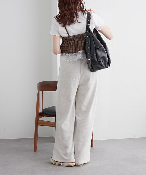 w closet(ダブルクローゼット)の「【2サイズ展開】フラワーアイレットスウェットパンツ(その他パンツ・レディース・グレー/アイボリー・0/1)」の6枚目の写真