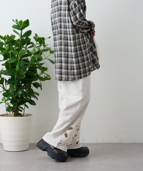 花y w closet パンツ 「2サイズ展開」フラワーアイレットスウェット
