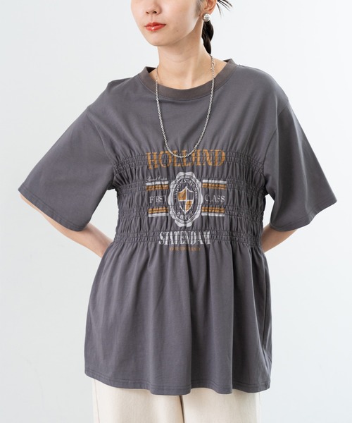 SABUROKU(サブロク)の「【SABUROKU】 今季の マストアイテム フロント シャーリング Tシャツ が登場!(Tシャツ/カットソー・レディース・ホワイト/チャコールグレー・M)」の2枚目の写真