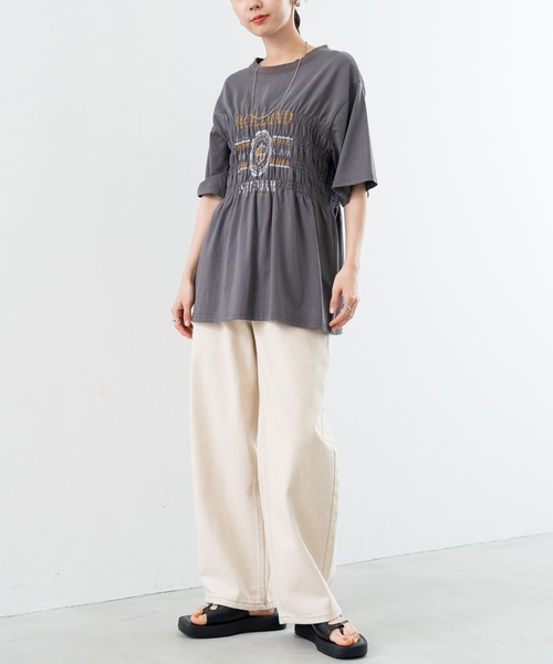 SABUROKU(サブロク)の「【SABUROKU】 今季の マストアイテム フロント シャーリング Tシャツ が登場!(Tシャツ/カットソー・レディース・ホワイト/チャコールグレー・M)」の16枚目の写真