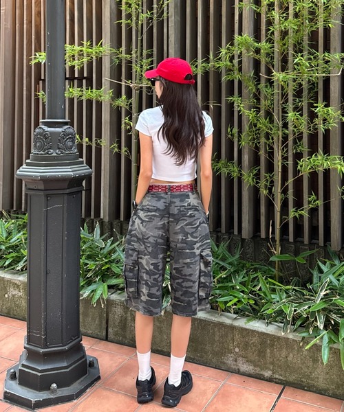 INTER FACTORY(インターファクトリー)の「SARA - カーゴハーフパンツ made in INTER FACTORY(その他パンツ・レディース・インディゴブルー/カモフラージュ・MEDIUM/LARGE)」の22枚目の写真