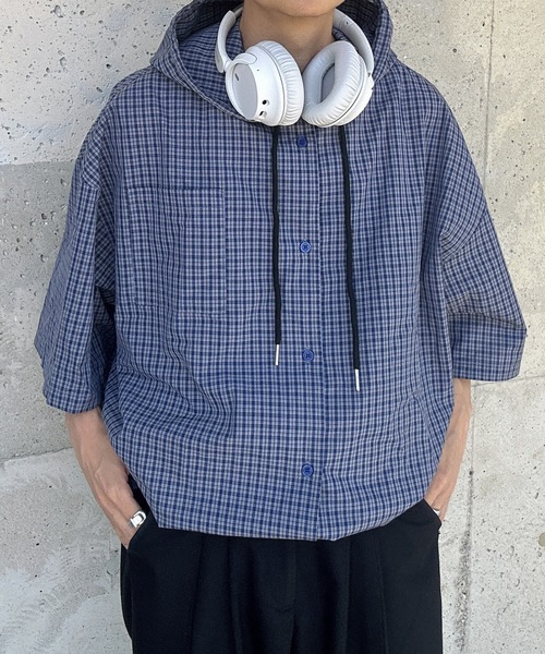 UNDERSTATEMENTs(アンダーステイトメント)の「【ユニセックス】半袖チェックシャツパーカー/フーディ(シャツ/ブラウス・メンズ・ブルー/レッド・MEDIUM/LARGE)」の16枚目の写真