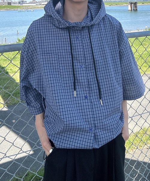 UNDERSTATEMENTs(アンダーステイトメント)の「【ユニセックス】半袖チェックシャツパーカー/フーディ(シャツ/ブラウス・メンズ・ブルー/レッド・MEDIUM/LARGE)」の19枚目の写真