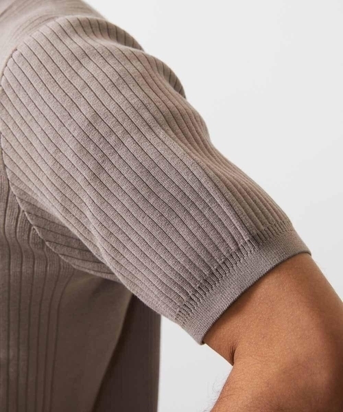 MICHEL KLEIN HOMME   （ミッシェルクランオム）の「ニットポロシャツ（ポロシャツ・メンズ・ベージュ/ネイビー・MEDIUM/LARGE/X-LARGE）」の4枚目の写真