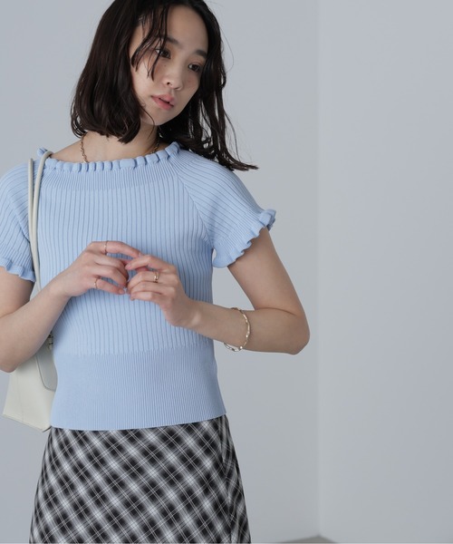 FREE'S MART（フリーズマート）の「◆2WAYオフショルフリルリブ半袖ニット（ニット/セーター・レディース・ブラック/オレンジ/ホワイト/ブラウン/ブルー系その他・FREE）」の7枚目の写真