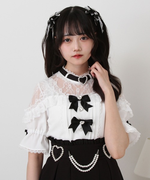 DearMyLove（ディアマイラブ）の「ハートビジューリボンオフショル風レースブラウス（シャツ/ブラウス・レディース・ブラック/ベビーピンク/ホワイト×ブラック/ホワイト×ピンク・3L/LL/LARGE/MEDIUM）」の13枚目の写真