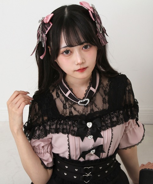 DearMyLove（ディアマイラブ）の「ハートビジューリボンオフショル風レースブラウス（シャツ/ブラウス・レディース・ブラック/ベビーピンク/ホワイト×ブラック/ホワイト×ピンク・3L/LL/LARGE/MEDIUM）」の21枚目の写真