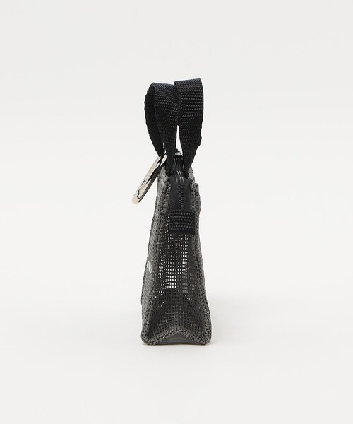 UNITED ARROWS(ユナイテッドアローズ)の「マイクロミニ ロゴ メッシュ トートバッグ チャーム(その他雑貨・レディース・ベージュ/ダークブラウン/グレー系・FREE)」の7枚目の写真