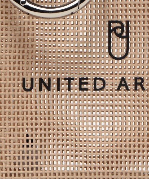 UNITED ARROWS(ユナイテッドアローズ)の「マイクロミニ ロゴ メッシュ トートバッグ チャーム(その他雑貨・レディース・ベージュ/ダークブラウン/グレー系・FREE)」の17枚目の写真
